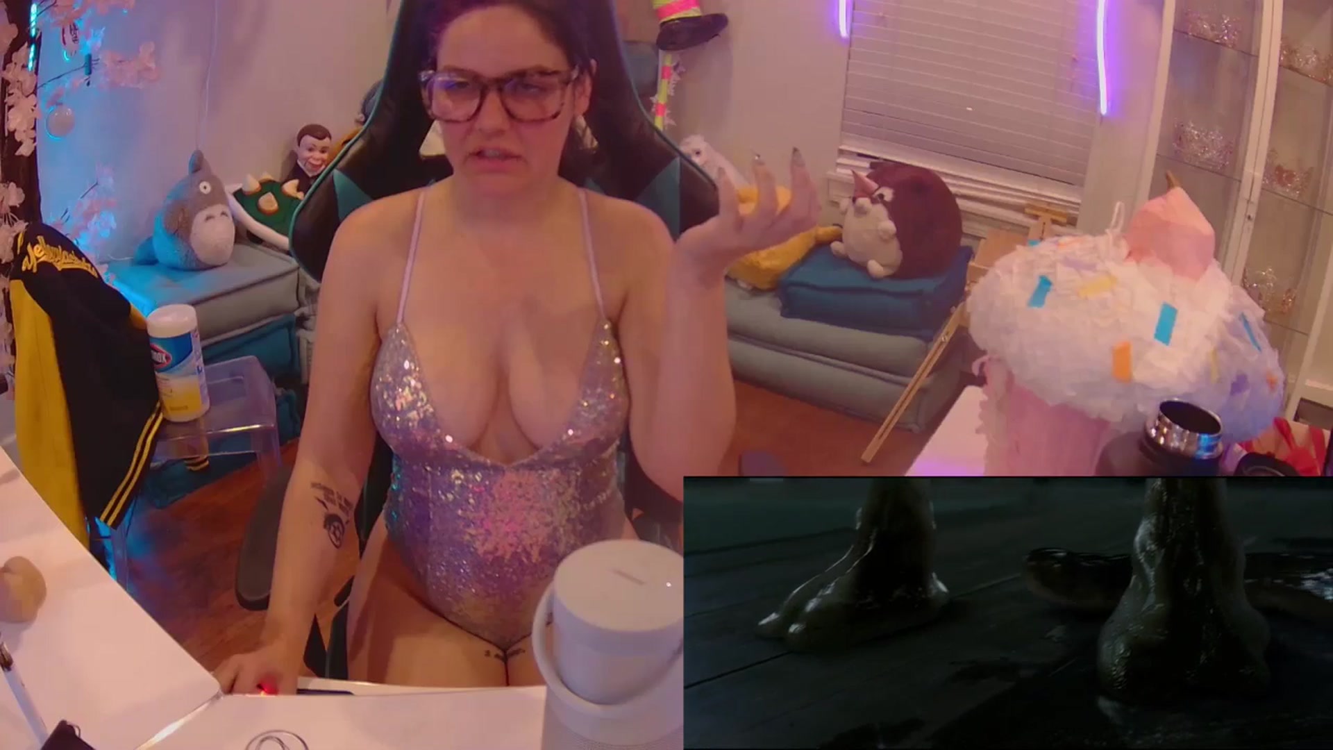 Gallery image thumbnail from DahliaIsDopey's myfreecams stream on, 08/01/2025, 05:01 image 4 of 20