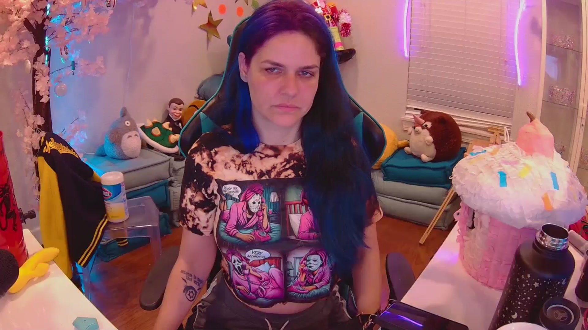 Gallery image thumbnail from DahliaIsDopey's myfreecams stream on, 08/04/2025, 01:55 image 7 of 20
