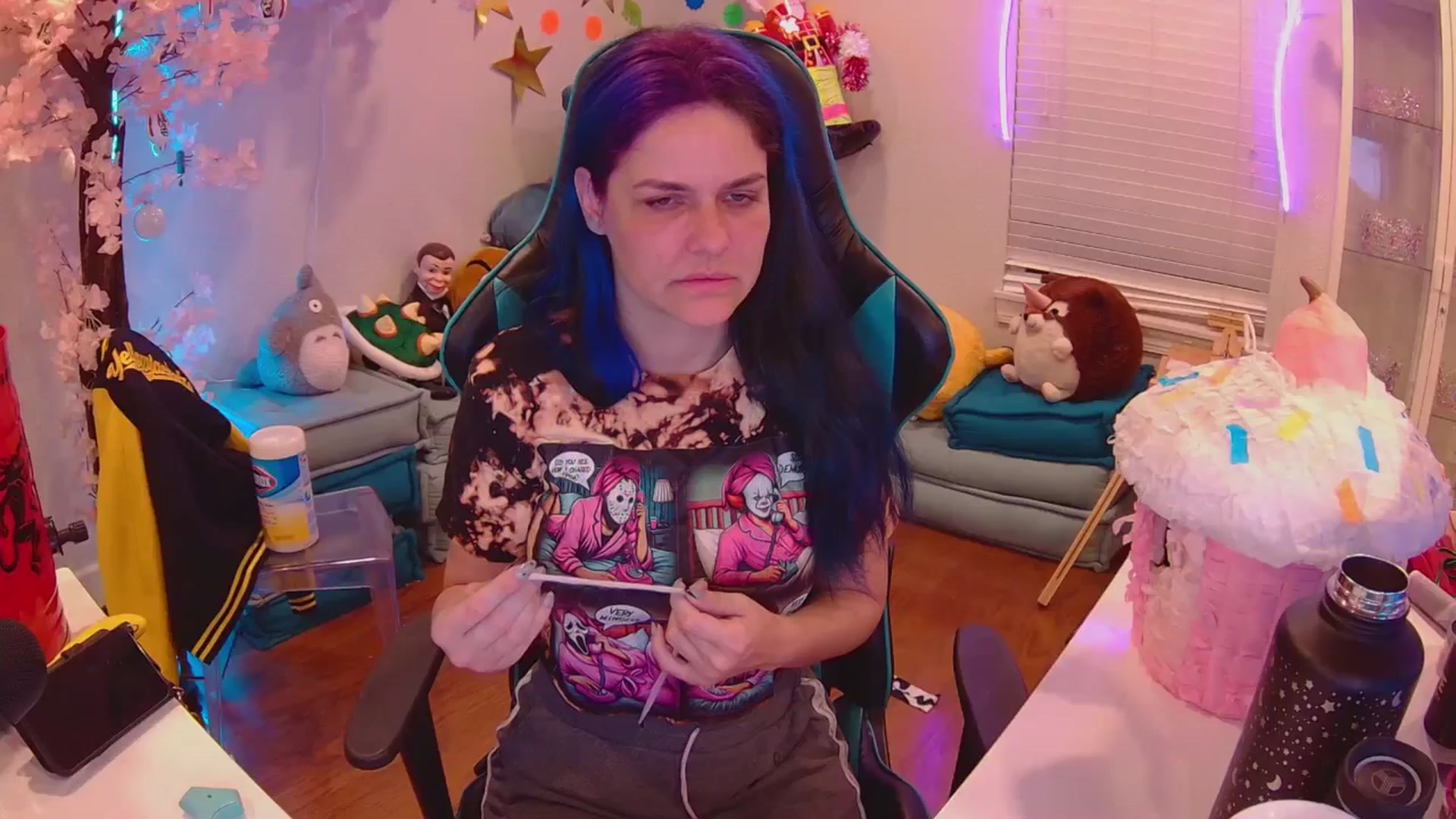 Gallery image thumbnail from DahliaIsDopey's myfreecams stream on, 08/04/2025, 01:55 image 9 of 20