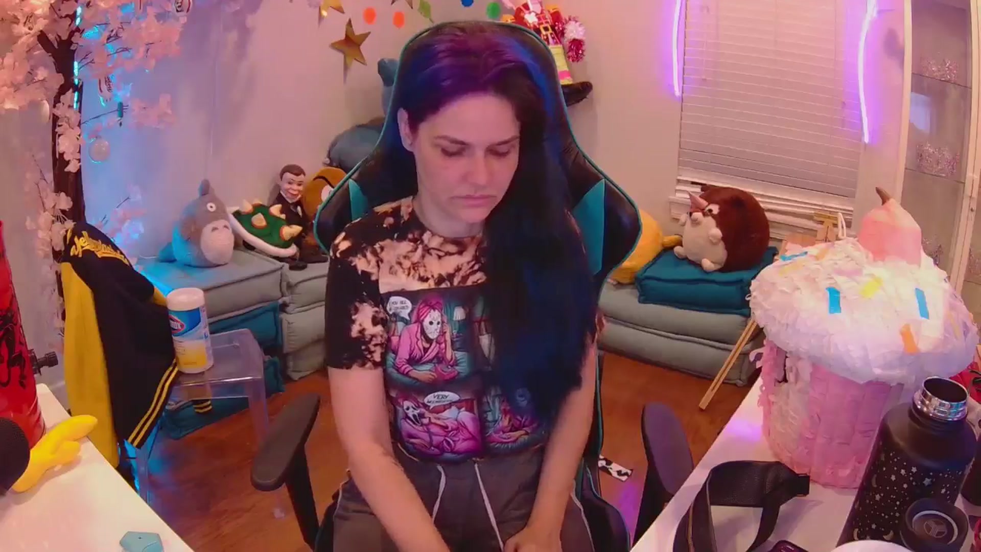 Gallery image thumbnail from DahliaIsDopey's myfreecams stream on, 08/04/2025, 01:55 image 15 of 20