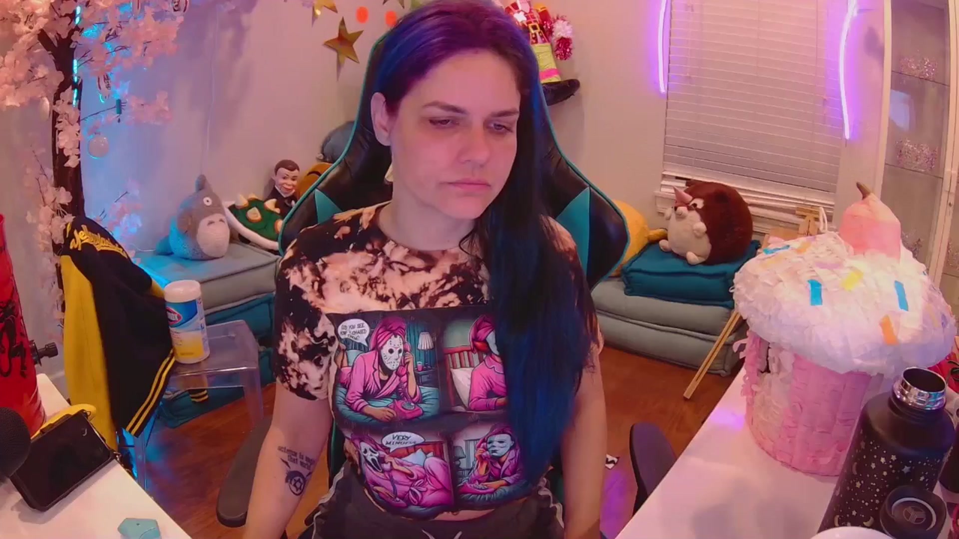 Gallery image thumbnail from DahliaIsDopey's myfreecams stream on, 08/04/2025, 01:55 image 10 of 20