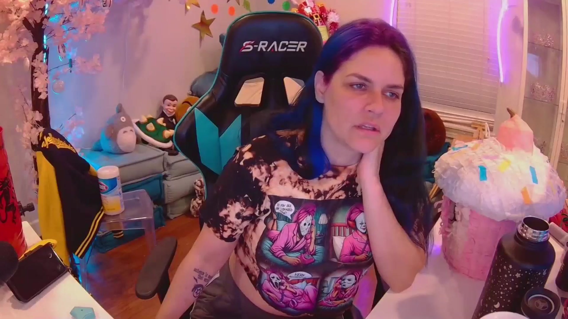 Gallery image thumbnail from DahliaIsDopey's myfreecams stream on, 08/04/2025, 01:55 image 8 of 20
