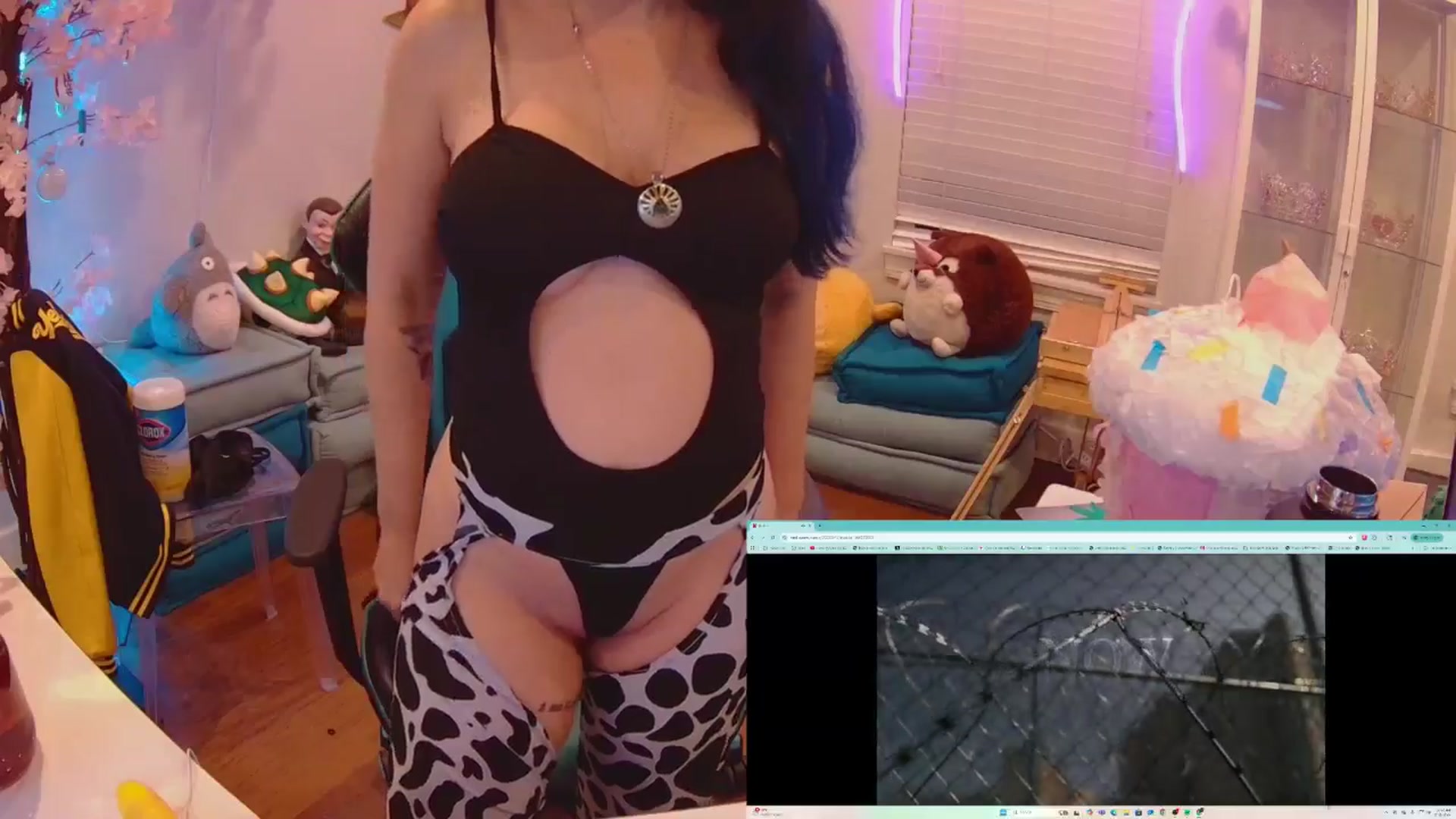 Gallery image thumbnail from DahliaIsDopey's myfreecams stream on, 08/12/2025, 02:58 image 19 of 20