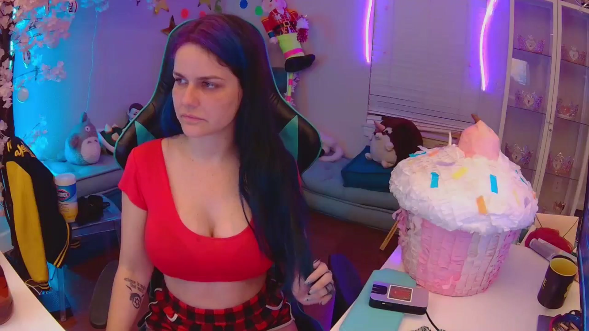 Gallery image thumbnail from DahliaIsDopey's myfreecams stream on, 08/14/2025, 02:48 image 8 of 20