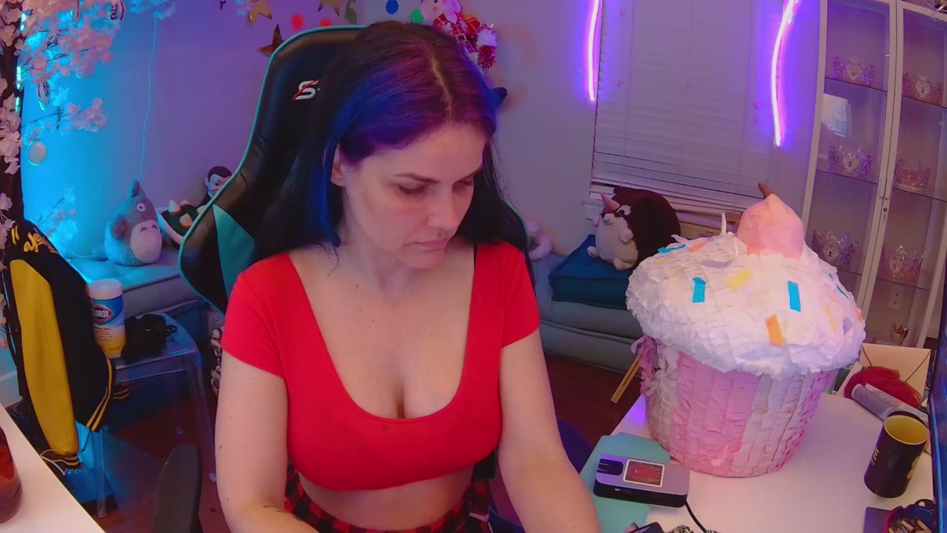 Gallery image thumbnail from DahliaIsDopey's myfreecams stream on, 08/14/2025, 02:48 image 7 of 20