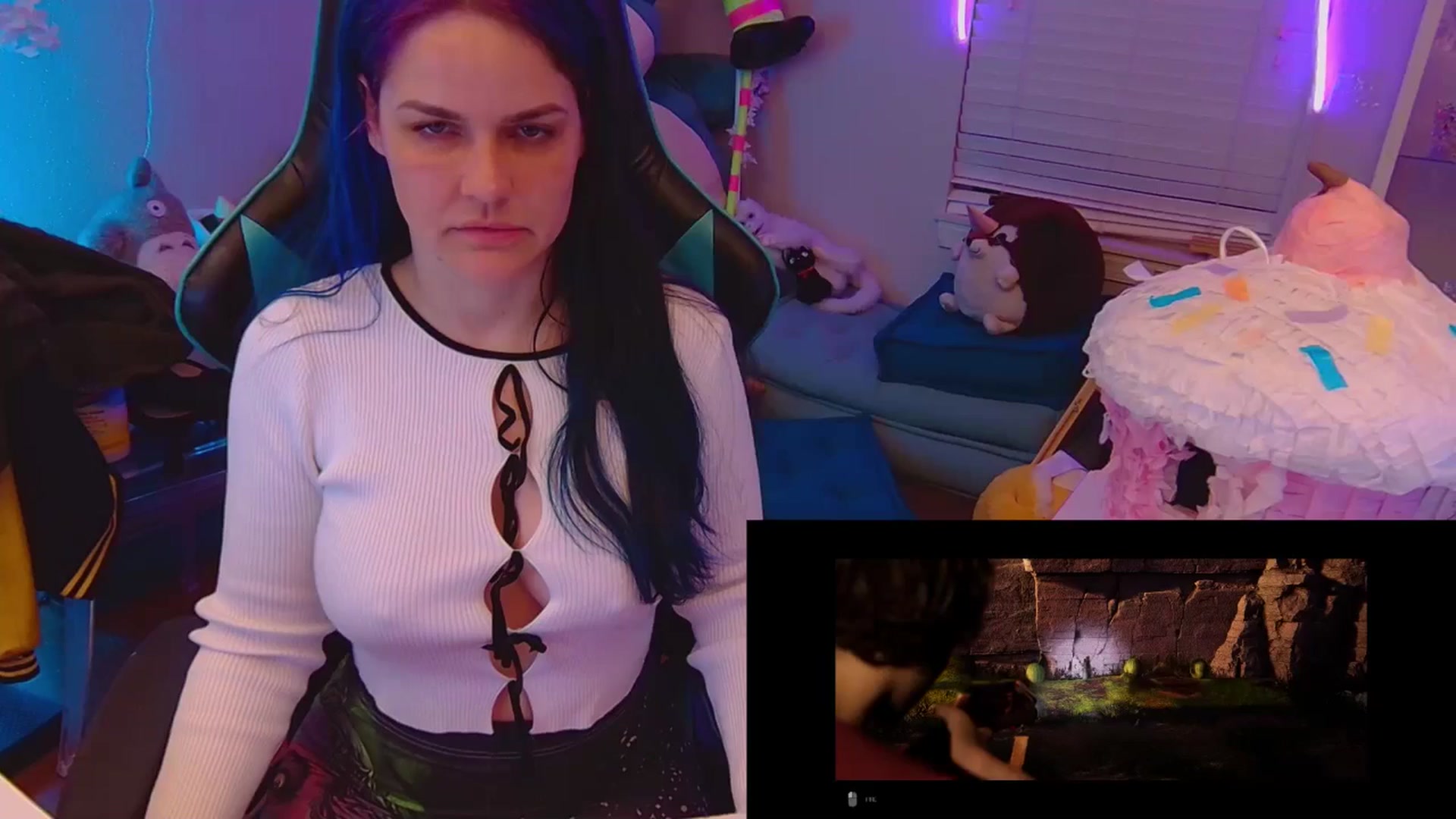 Gallery image thumbnail from DahliaIsDopey's myfreecams stream on, 08/21/2025, 01:53 image 6 of 20