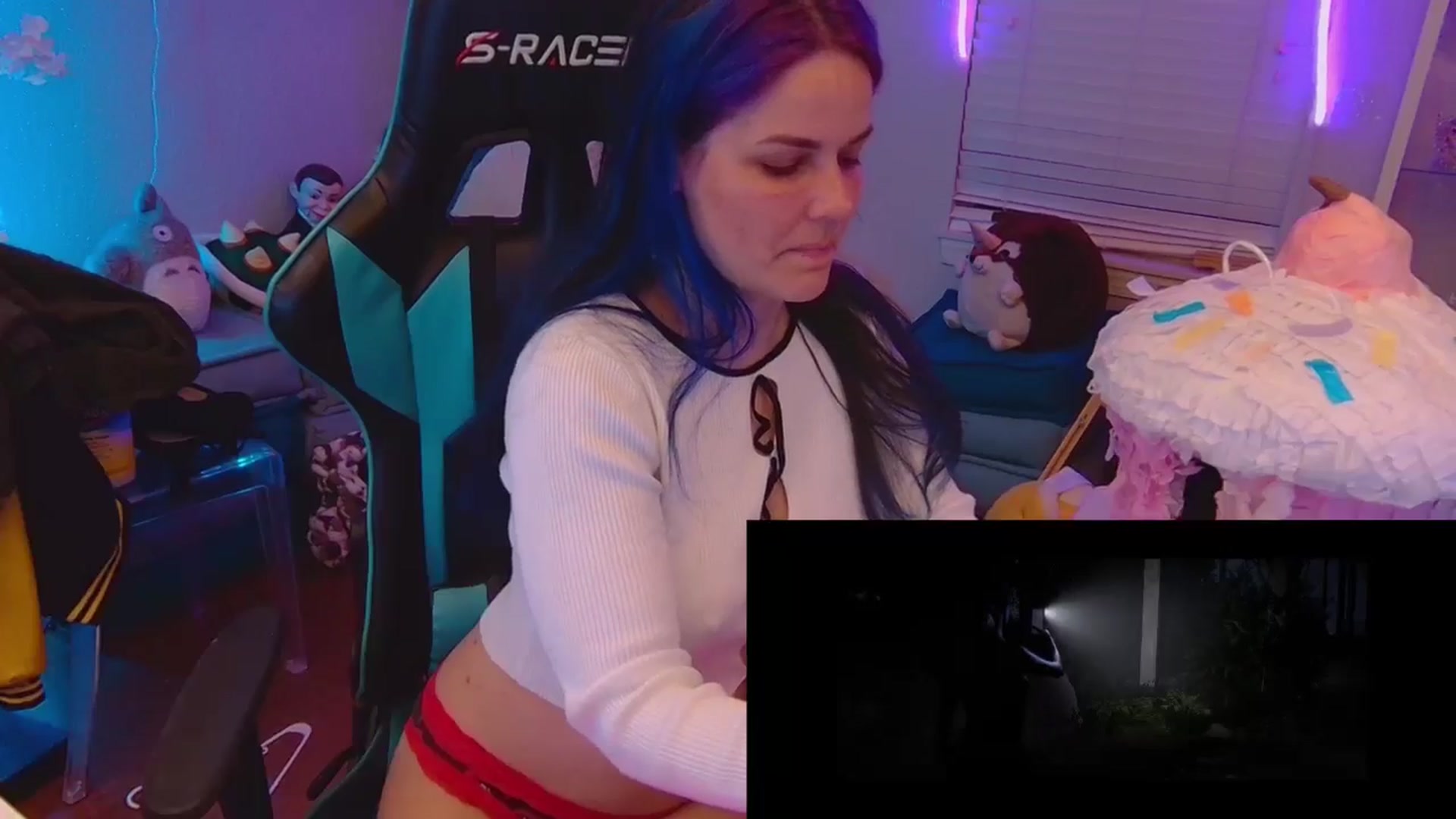 Gallery image thumbnail from DahliaIsDopey's myfreecams stream on, 08/21/2025, 03:32 image 6 of 20