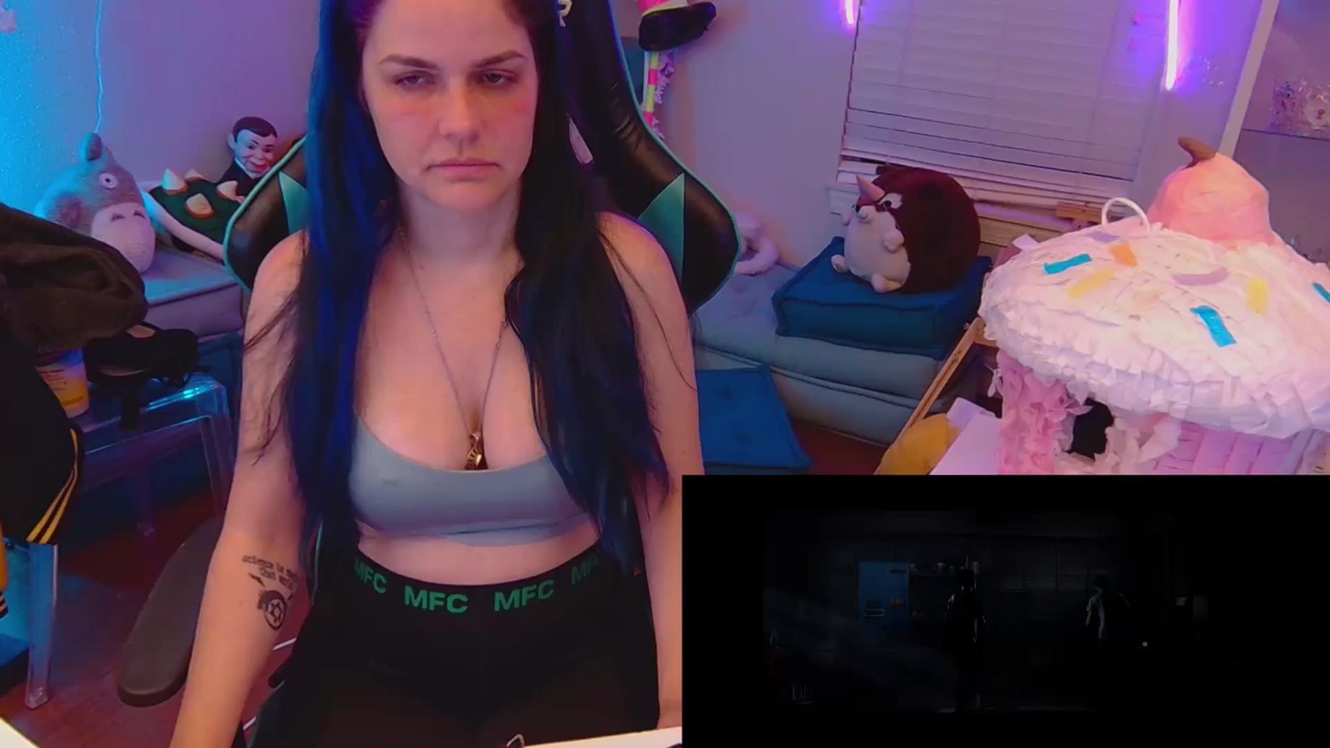 Gallery image thumbnail from DahliaIsDopey's myfreecams stream on, 08/23/2025, 03:41 image 1 of 20