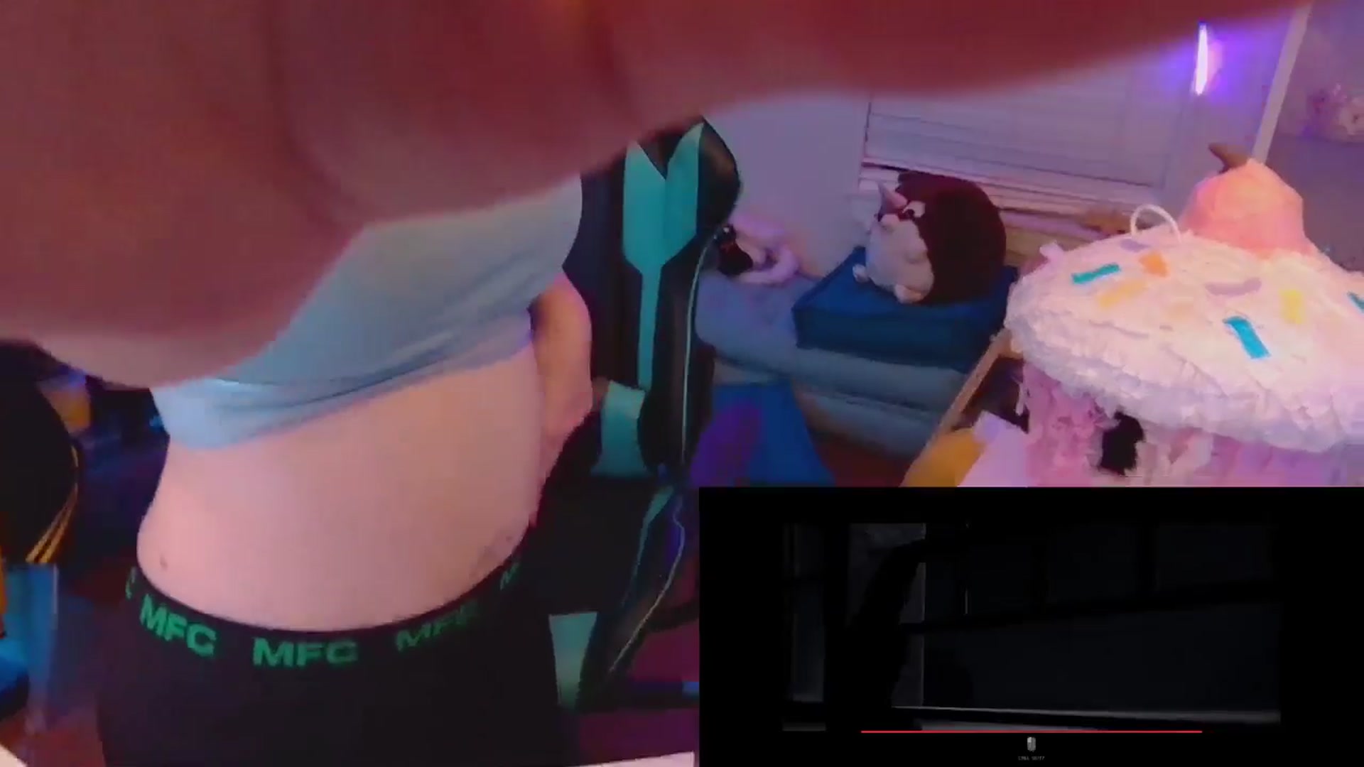 Gallery image thumbnail from DahliaIsDopey's myfreecams stream on, 08/23/2025, 03:41 image 13 of 20