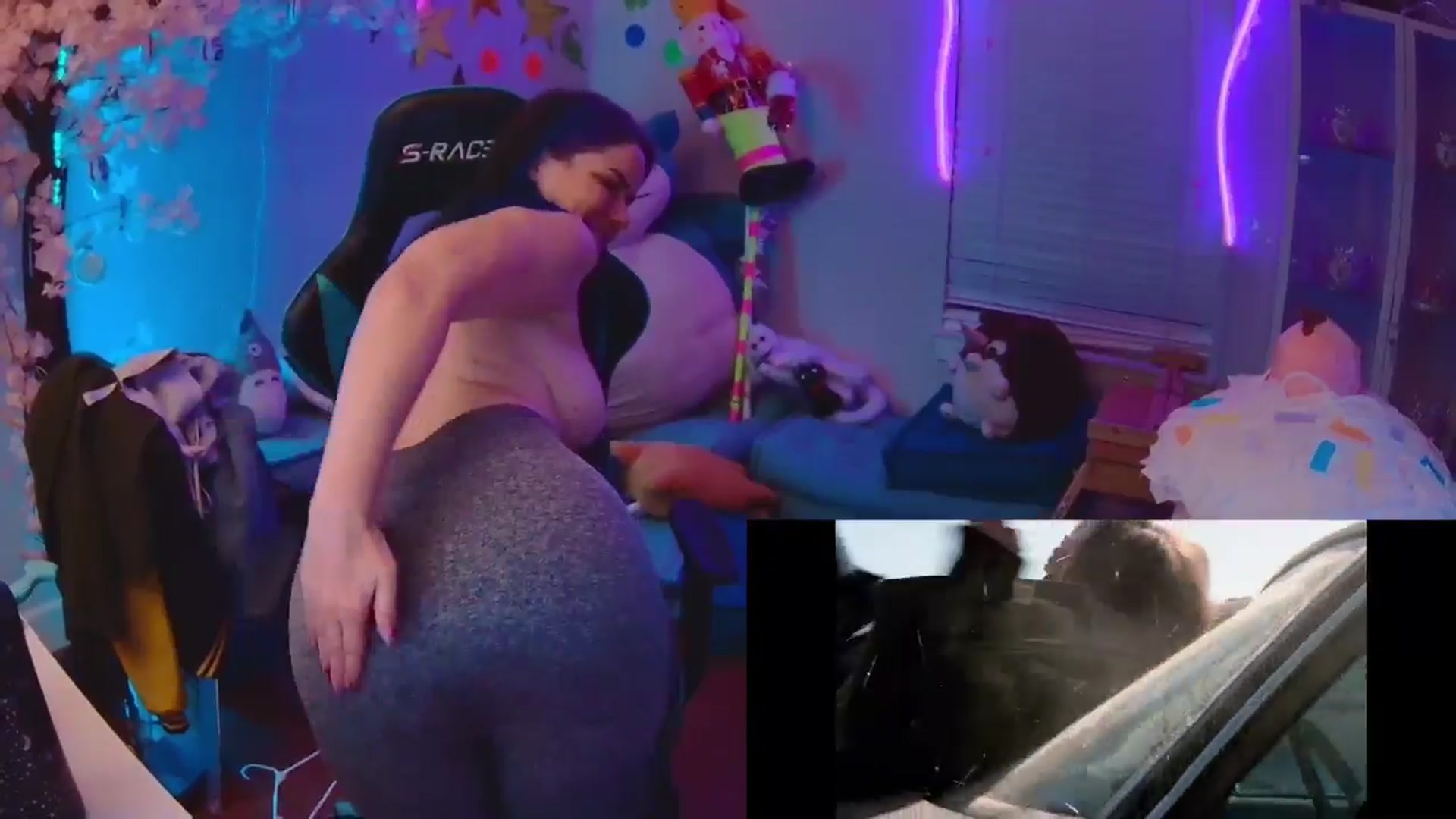 Gallery image thumbnail from DahliaIsDopey's myfreecams stream on, 09/10/2025, 03:35 image 8 of 20