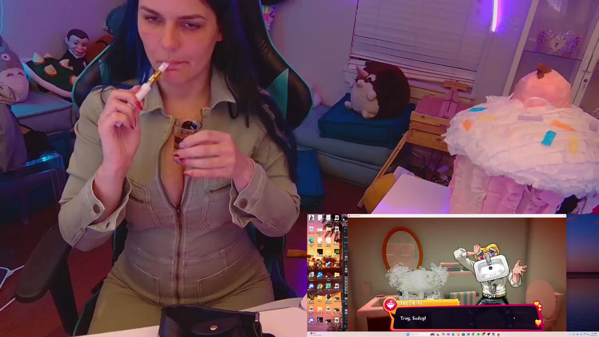 Gallery image thumbnail from DahliaIsDopey's myfreecams stream on, 09/12/2025, 01:21 image 11 of 20