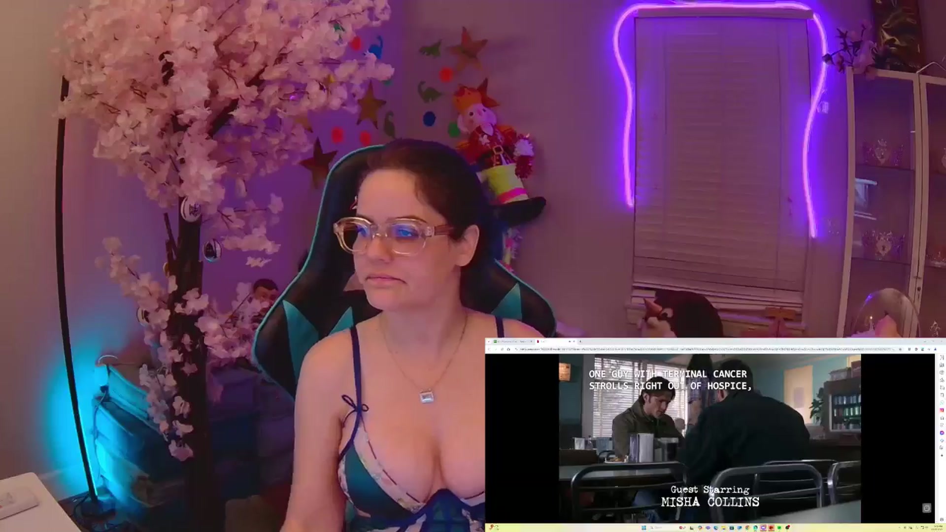 Gallery image thumbnail from DahliaIsDopey's myfreecams stream on, 10/22/2025, 01:54 image 19 of 20