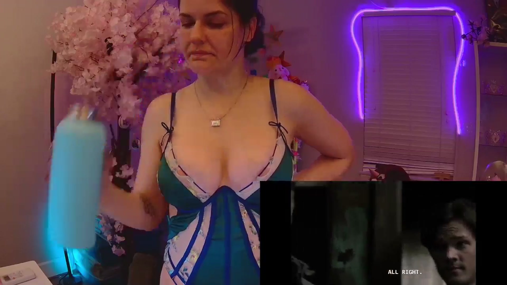 Gallery image thumbnail from DahliaIsDopey's myfreecams stream on, 10/22/2025, 02:58 image 4 of 20