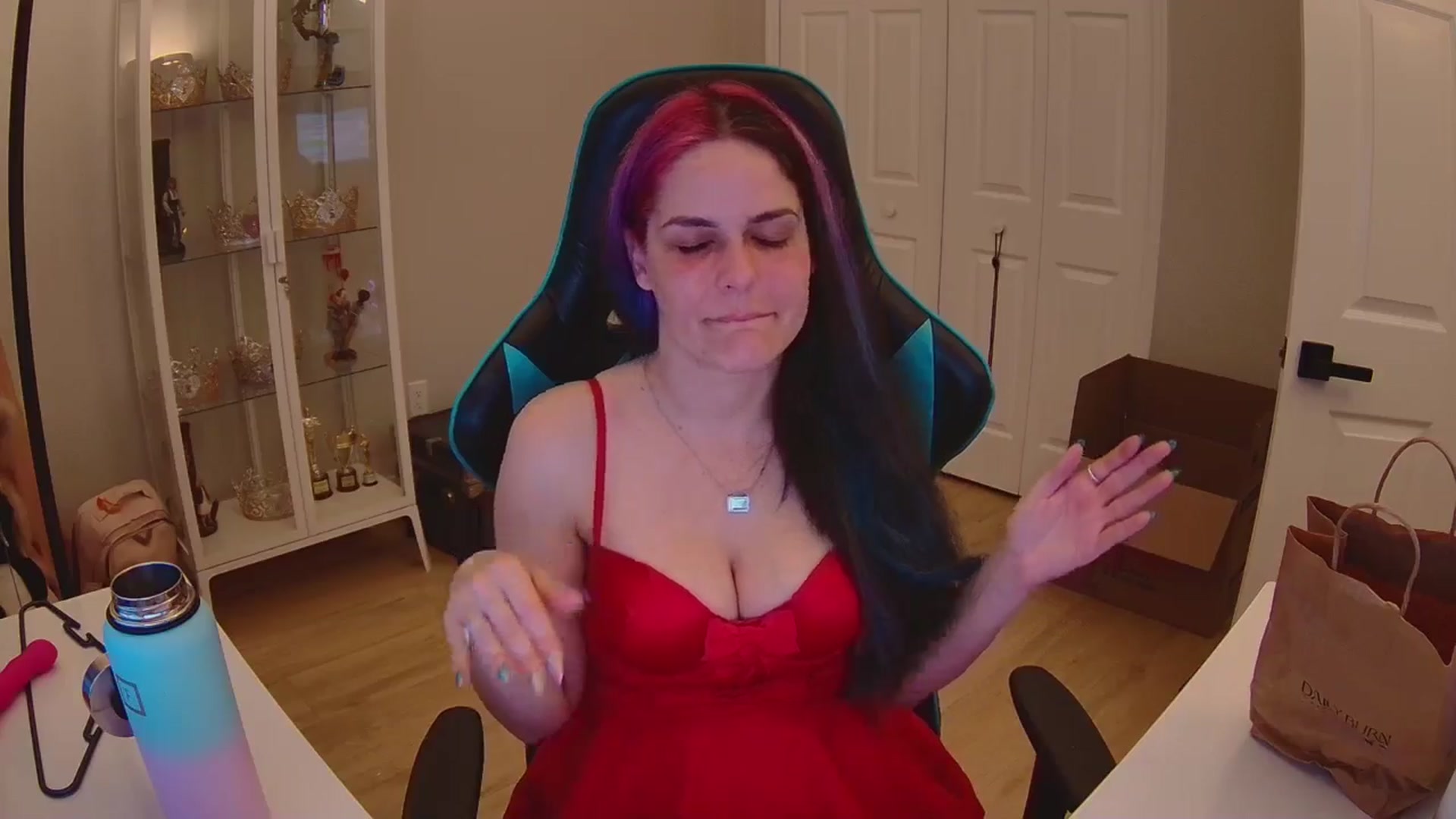 Gallery image thumbnail from DahliaIsDopey's myfreecams stream on, 12/22/2025, 02:49 image 13 of 20