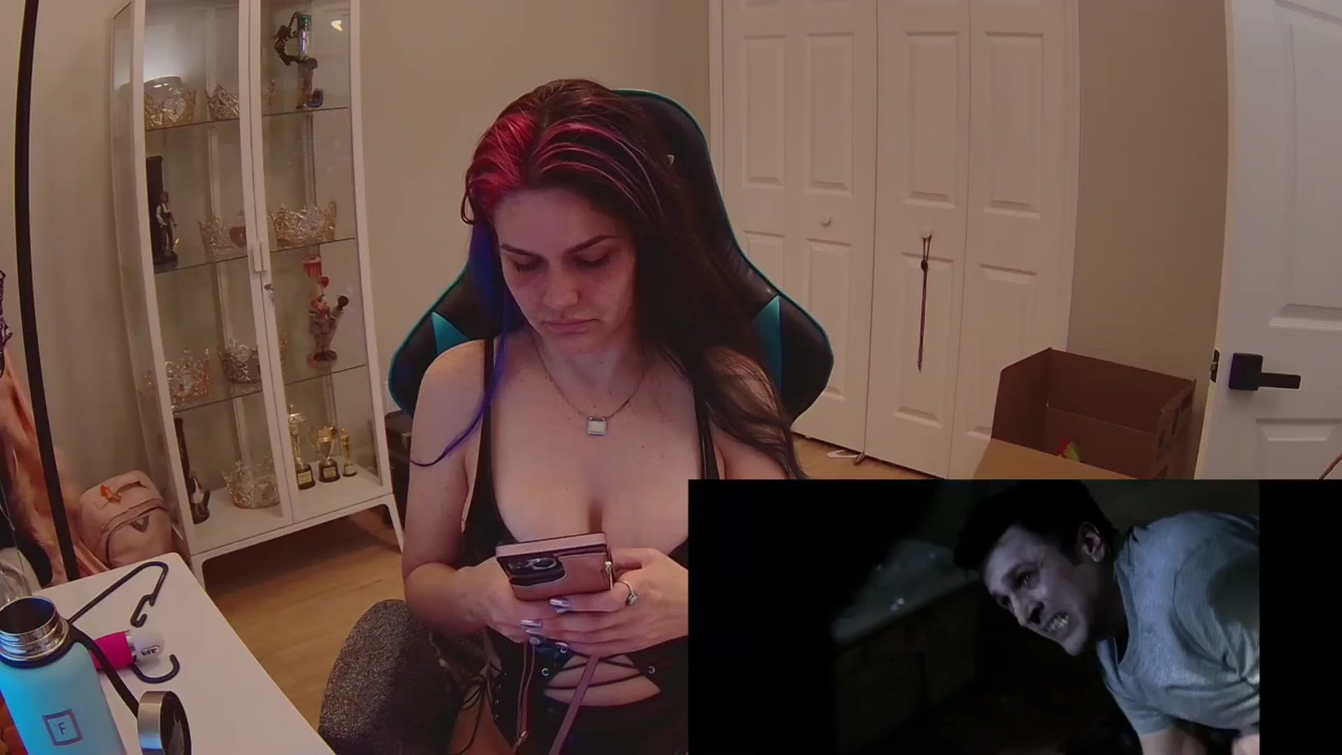 Gallery image thumbnail from DahliaIsDopey's myfreecams stream on, 12/27/2025, 03:29 image 13 of 20