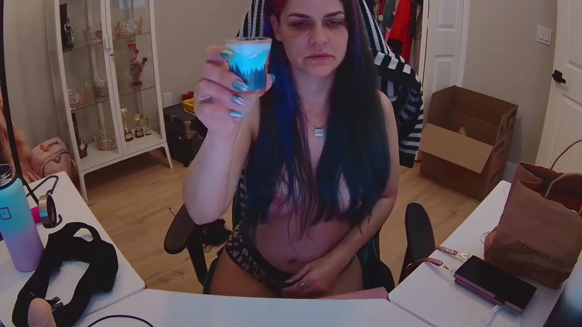 Gallery image thumbnail from DahliaIsDopey's myfreecams stream on, 12/29/2025, 03:12 image 2 of 20