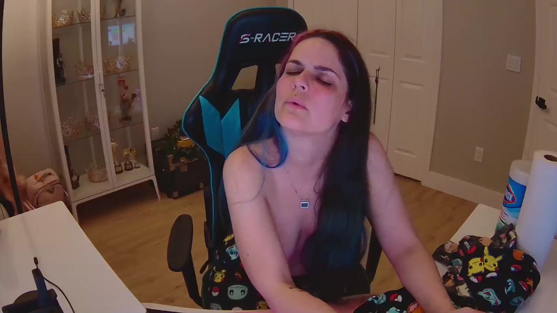 Gallery image thumbnail from DahliaIsDopey's myfreecams stream on, 01/09/2026, 04:40 image 16 of 20