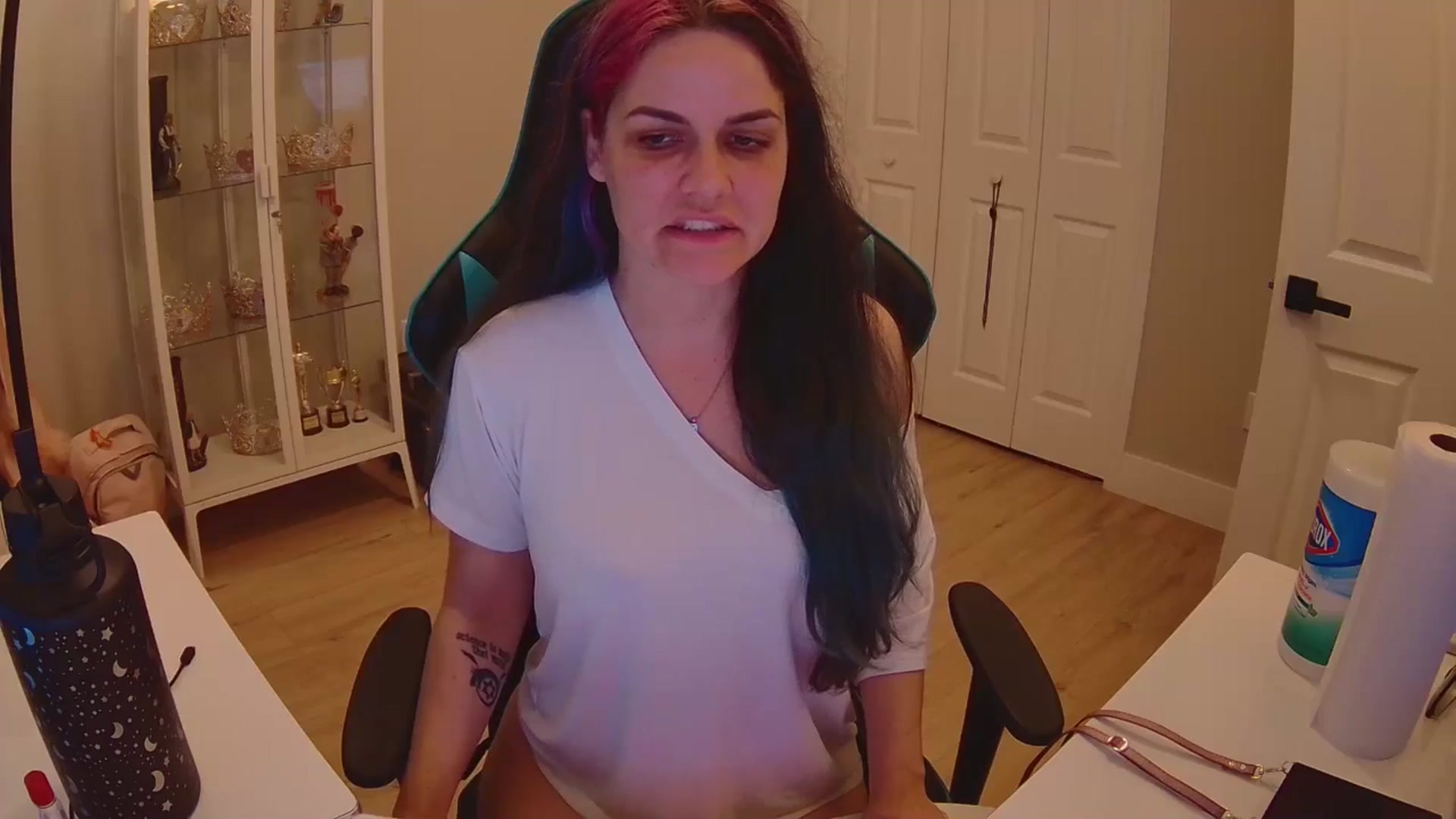 Gallery image thumbnail from DahliaIsDopey's myfreecams stream on, 01/12/2026, 02:48 image 10 of 20