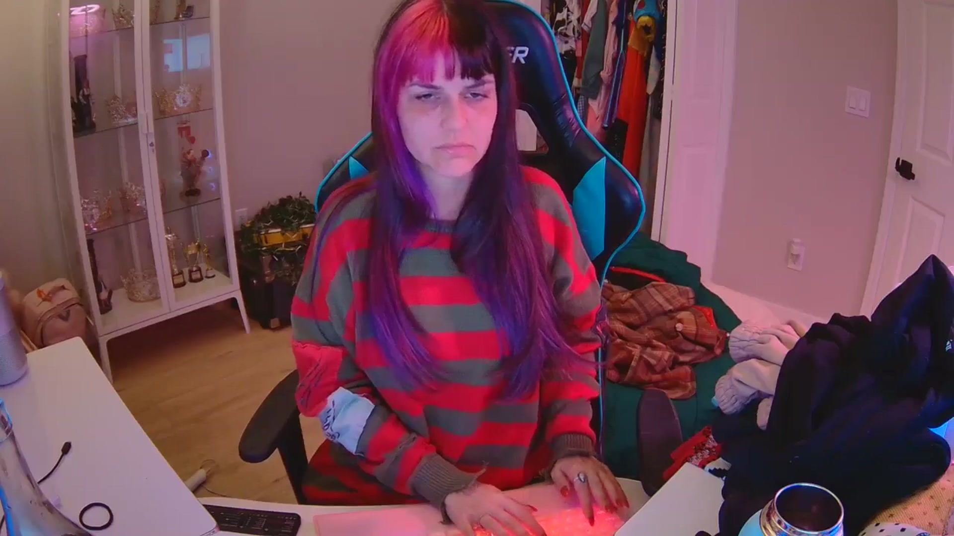 Gallery image thumbnail from DahliaIsDopey's myfreecams stream on, 02/03/2026, 03:43 image 10 of 20