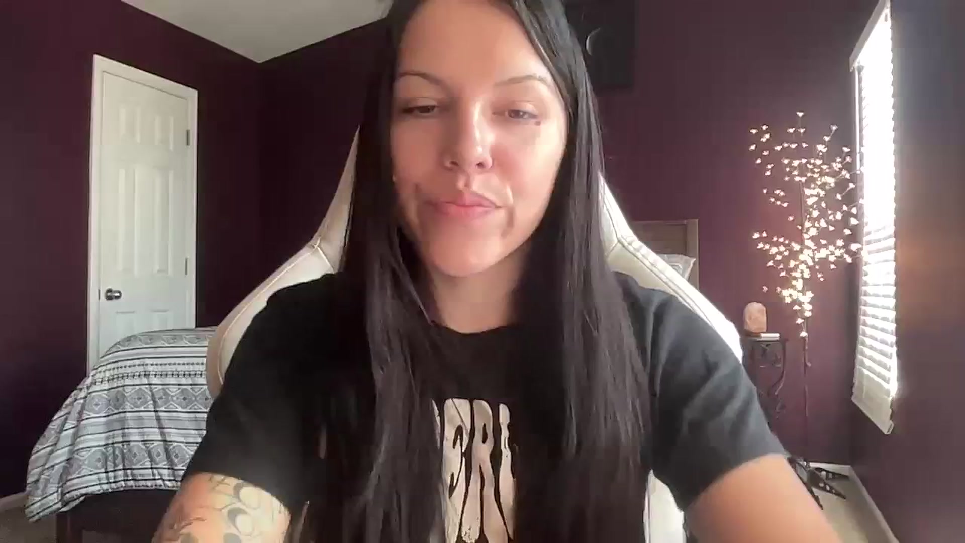 Gallery image thumbnail from DahliaRay's myfreecams stream on, 09/06/2023, 16:48 image 14 of 20