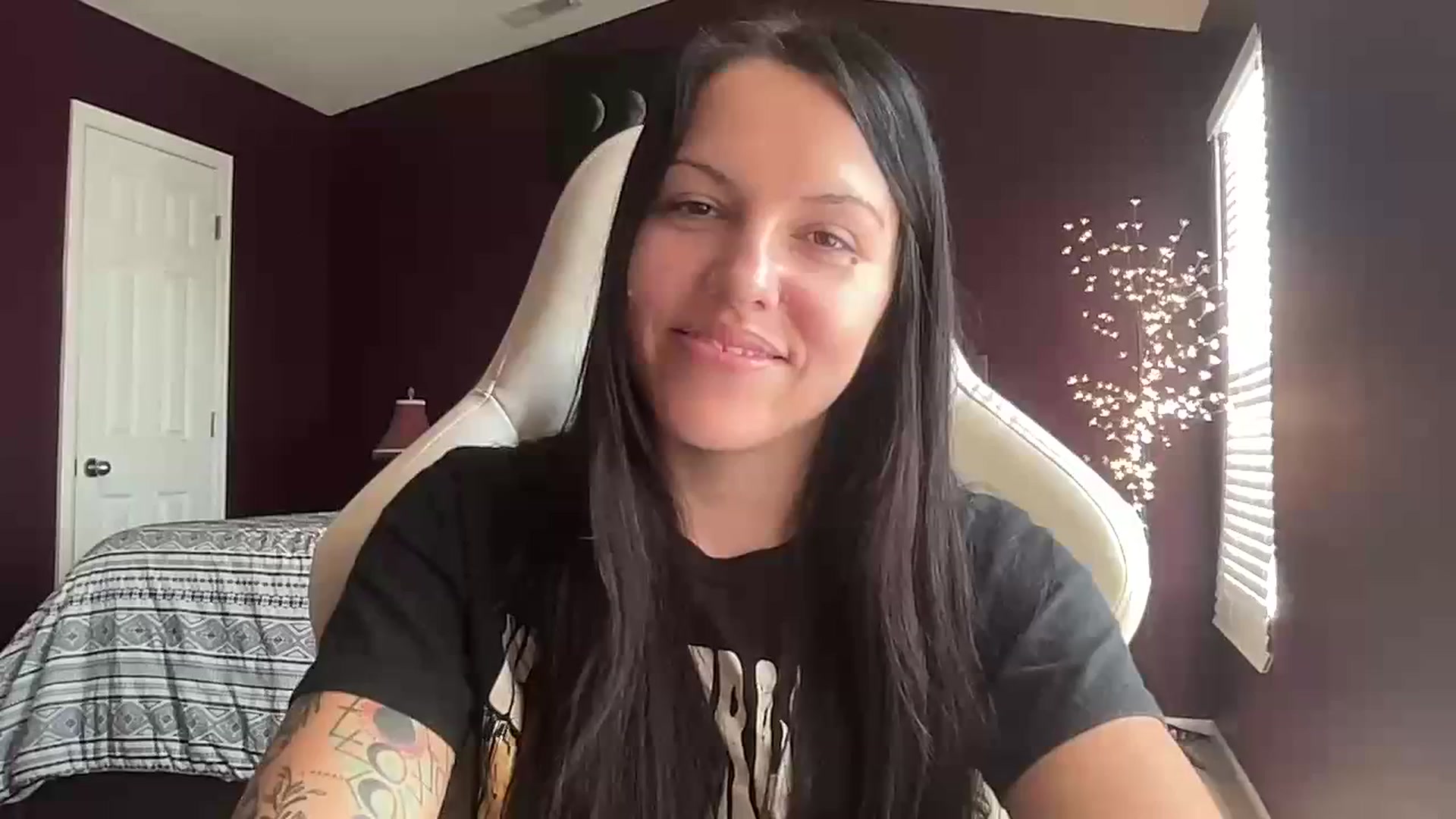 Gallery image thumbnail from DahliaRay's myfreecams stream on, 09/06/2023, 18:21 image 4 of 20