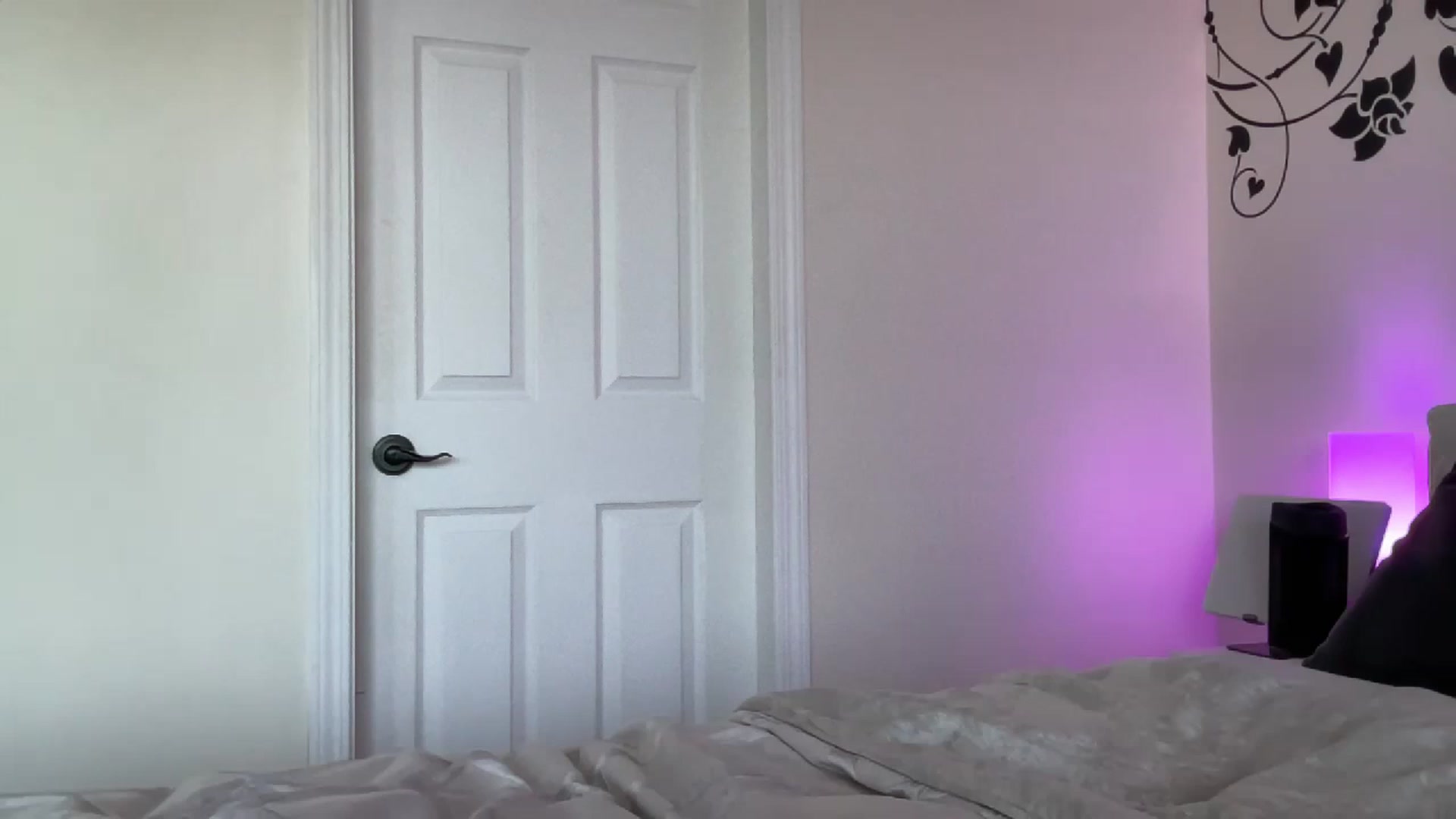 Gallery image thumbnail from DailyTease's myfreecams stream on, 05/20/2023, 02:57 image 10 of 20