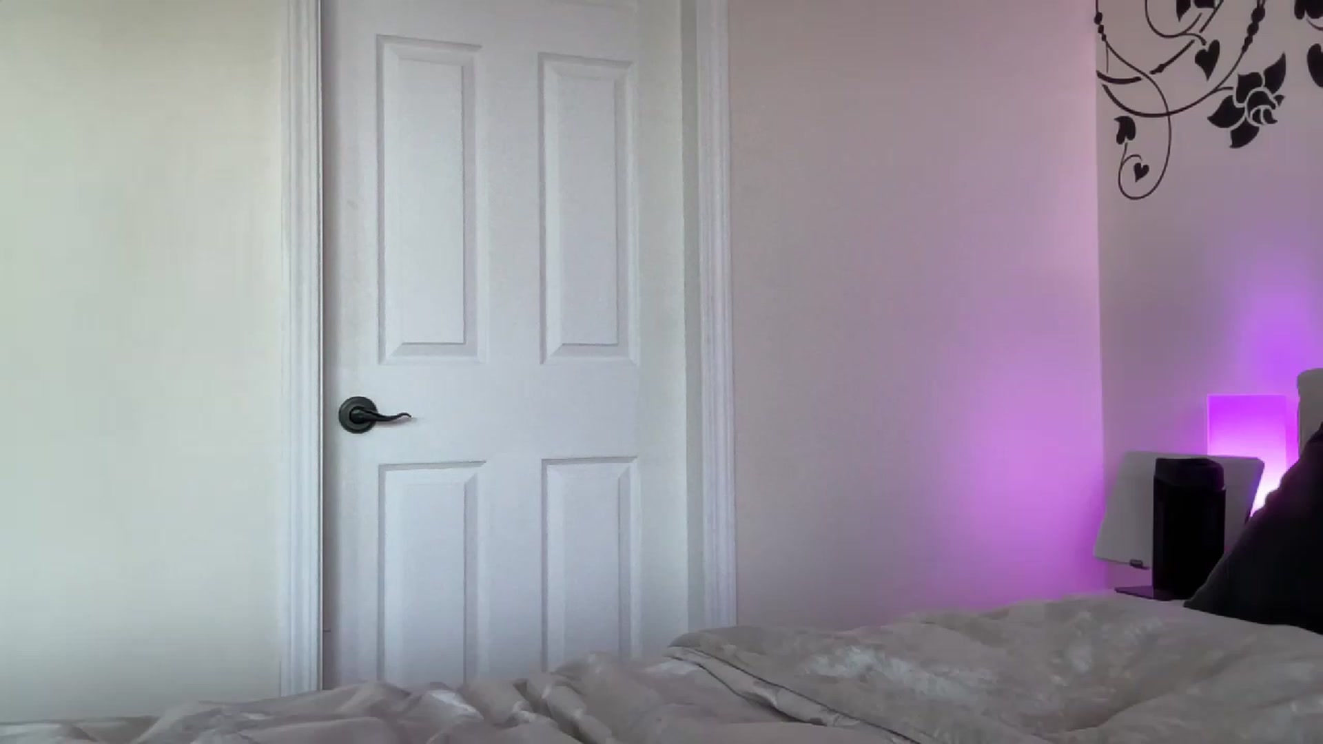 Gallery image thumbnail from DailyTease's myfreecams stream on, 05/20/2023, 02:57 image 12 of 20