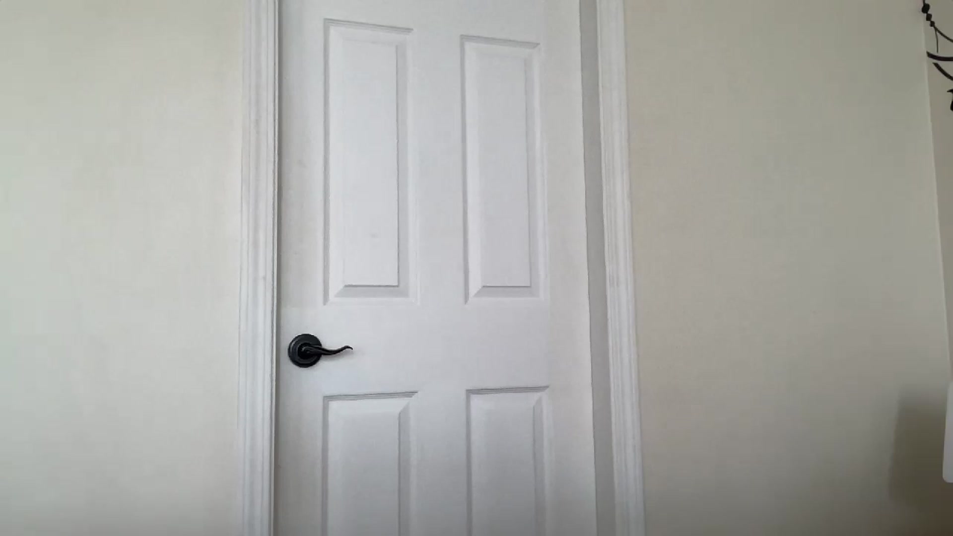 Gallery image thumbnail from DailyTease's myfreecams stream on, 06/13/2023, 24:18 image 19 of 20