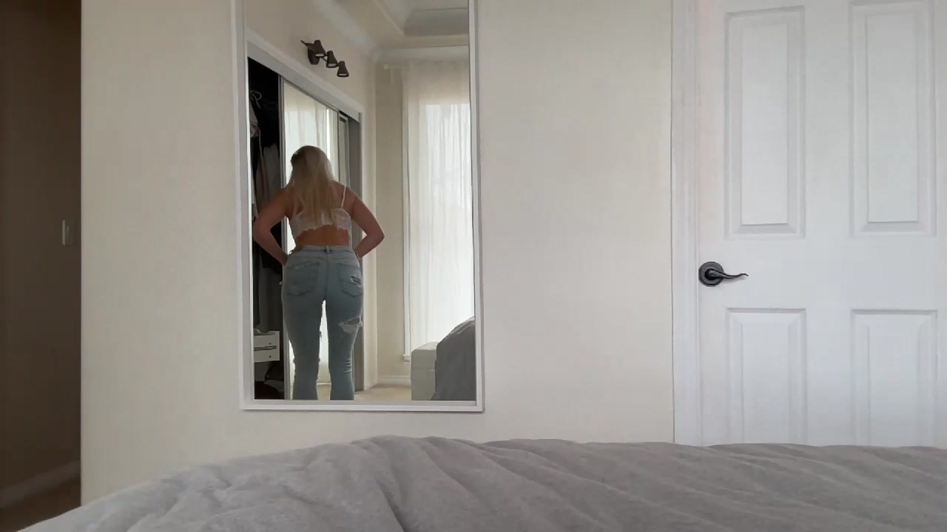 Gallery image thumbnail from DailyTease's myfreecams stream on, 06/15/2023, 24:58 image 5 of 20