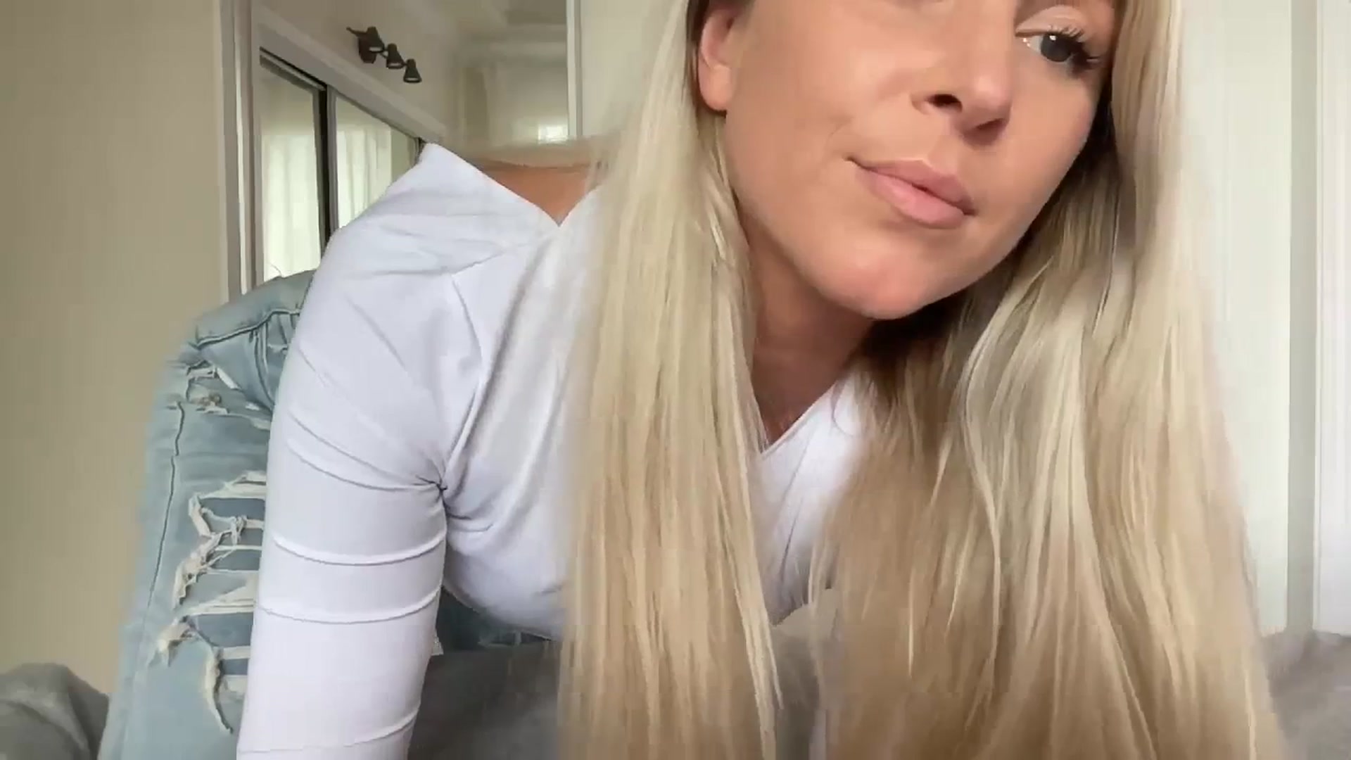 Gallery image thumbnail from DailyTease's myfreecams stream on, 06/15/2023, 02:12 image 15 of 20