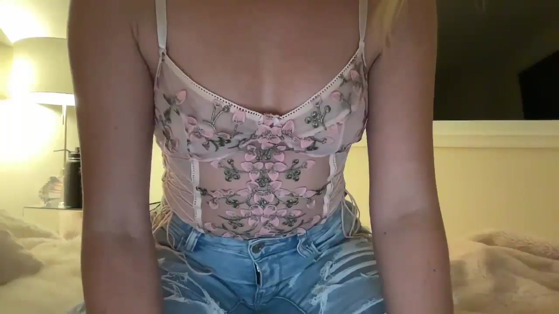 Gallery image thumbnail from DailyTease's myfreecams stream on, 12/06/2023, 03:58 image 4 of 20