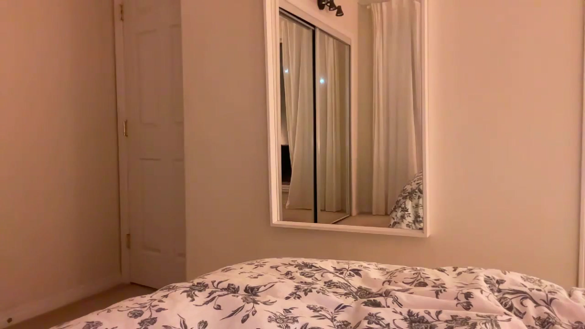 Gallery image thumbnail from DailyTease's myfreecams stream on, 12/28/2023, 05:43 image 6 of 20