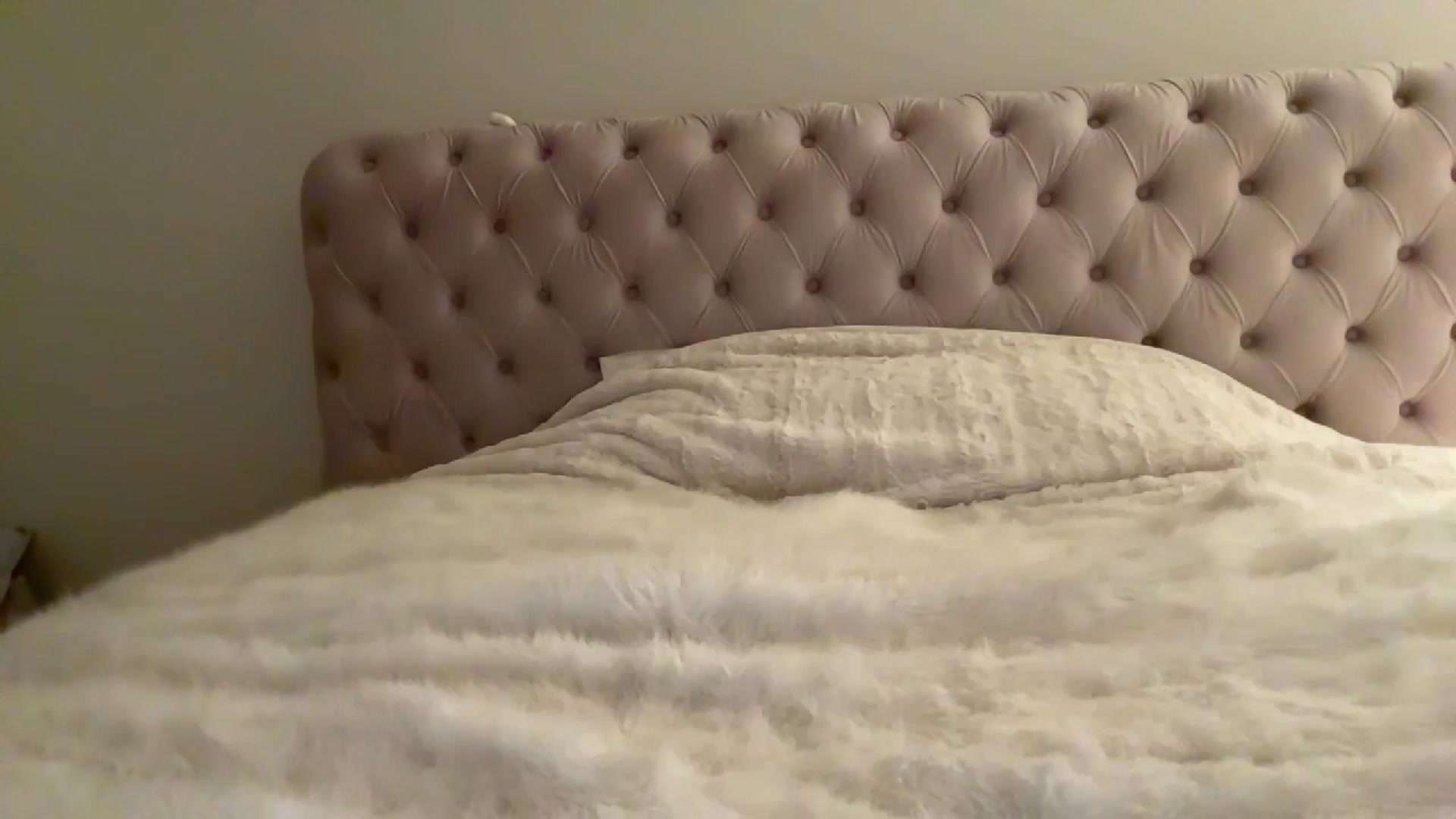 Gallery image thumbnail from DailyTease's myfreecams stream on, 01/26/2024, 04:26 image 5 of 20