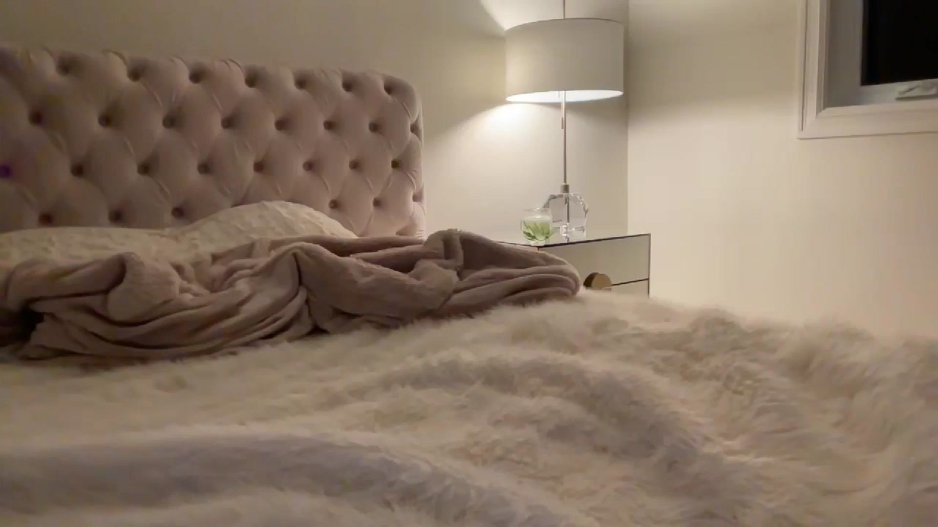 Gallery image thumbnail from DailyTease's myfreecams stream on, 02/14/2024, 04:36 image 1 of 20