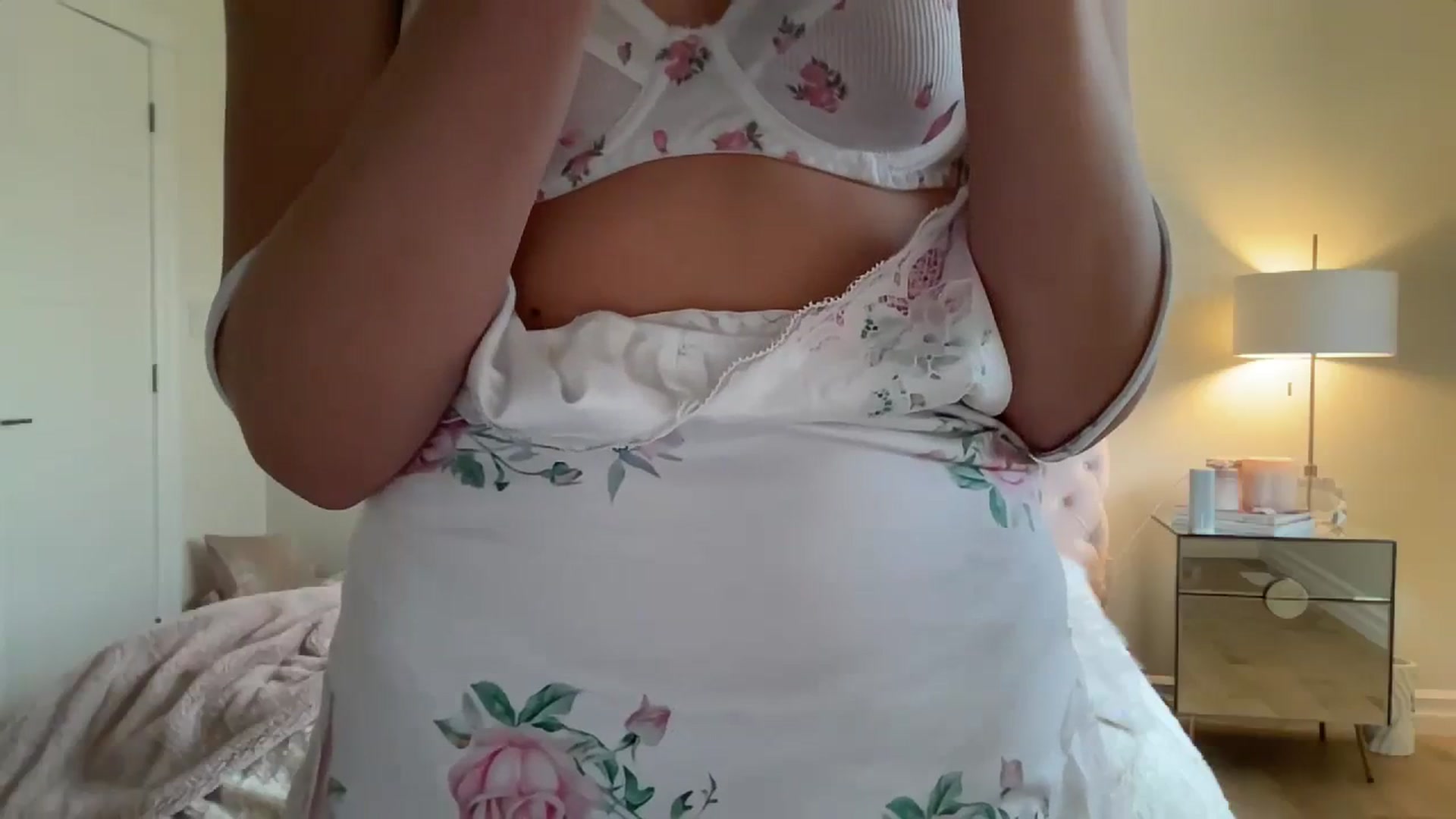Gallery image thumbnail from DailyTease's myfreecams stream on, 02/23/2024, 22:12 image 11 of 20