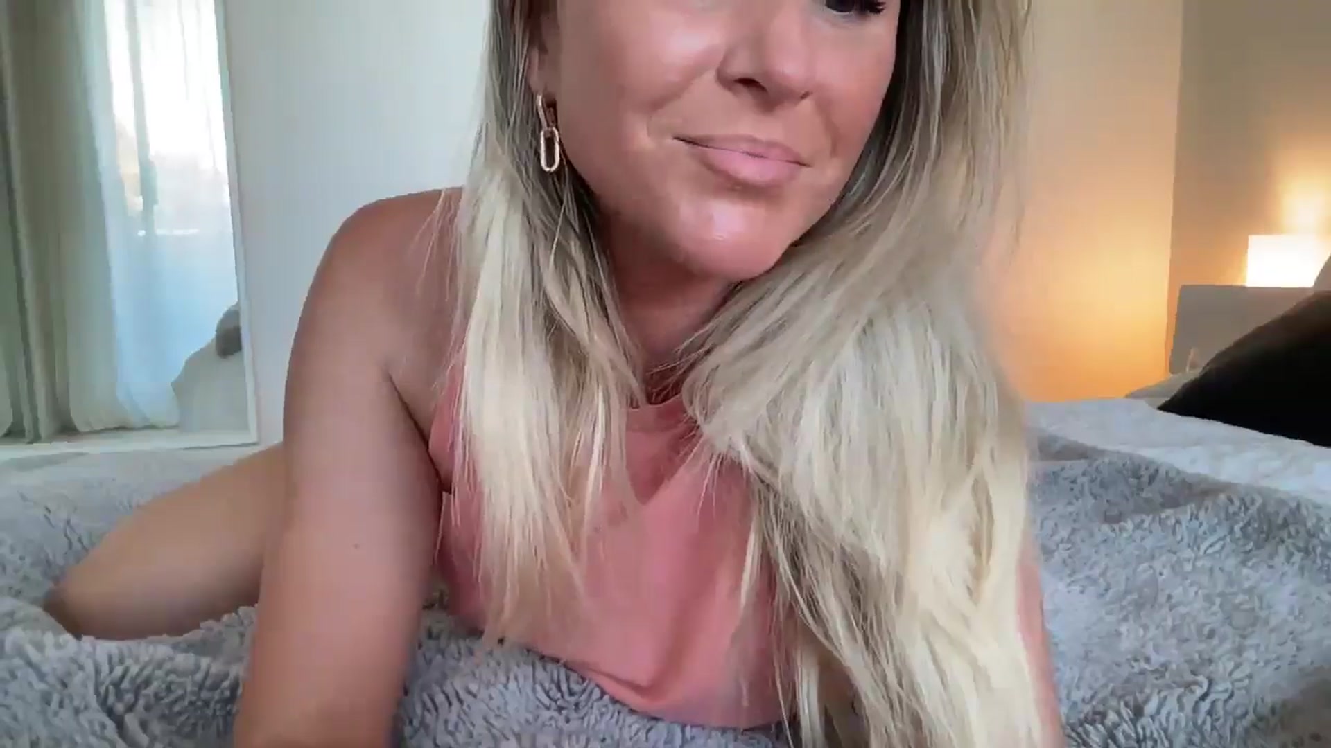Gallery image thumbnail from DailyTease's myfreecams stream on, 05/10/2024, 01:47 image 8 of 20