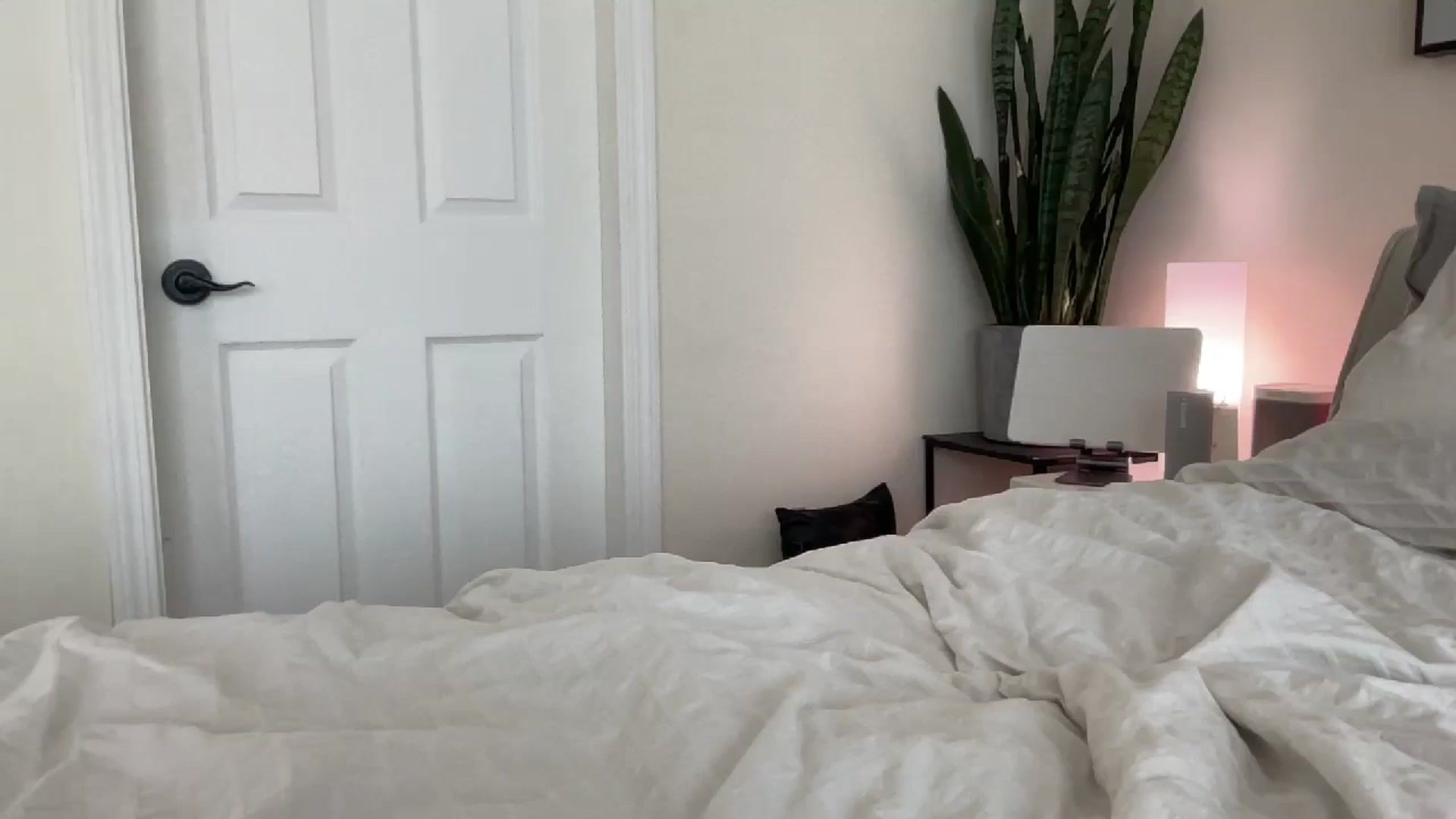 Gallery image thumbnail from DailyTease's myfreecams stream on, 09/06/2024, 23:09 image 12 of 20