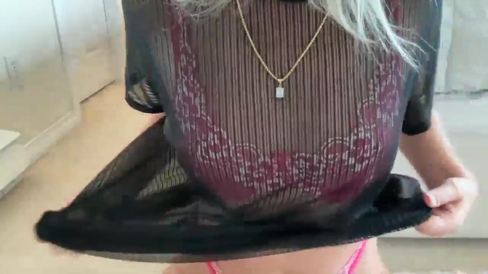 Gallery image thumbnail from DailyTease's myfreecams stream on, 11/03/2024, 22:52 image 4 of 20