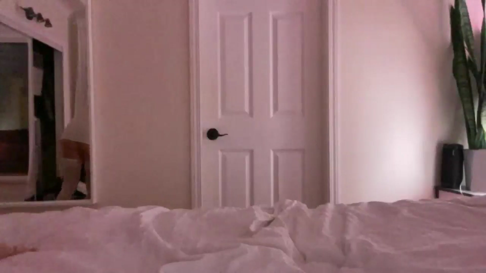 Gallery image thumbnail from DailyTease's myfreecams stream on, 12/01/2024, 02:30 image 13 of 20