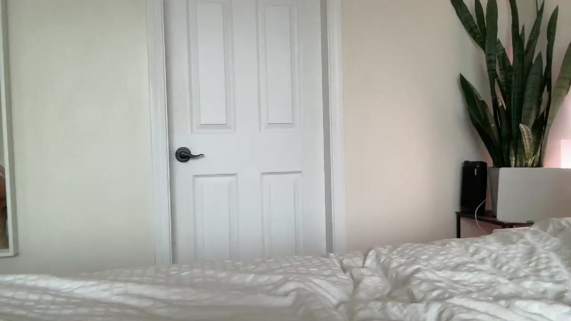 Gallery image thumbnail from DailyTease's myfreecams stream on, 12/12/2024, 21:11 image 8 of 20