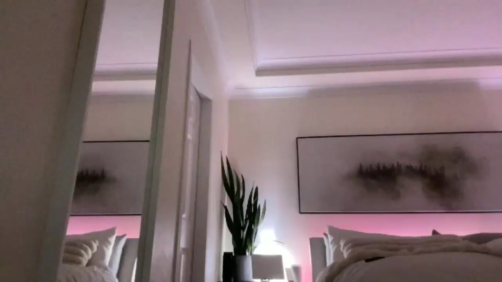 Gallery image thumbnail from DailyTease's myfreecams stream on, 12/22/2024, 06:05 image 4 of 20