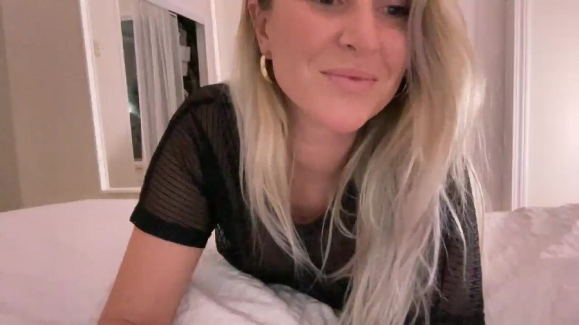 Gallery image thumbnail from DailyTease's myfreecams stream on, 12/28/2024, 04:39 image 20 of 20