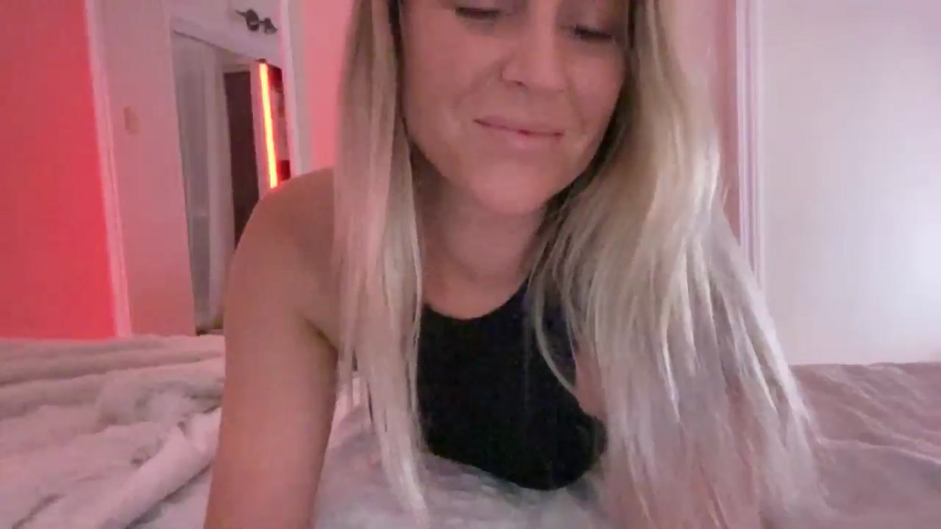 Gallery image thumbnail from DailyTease's myfreecams stream on, 01/01/2025, 03:51 image 3 of 20