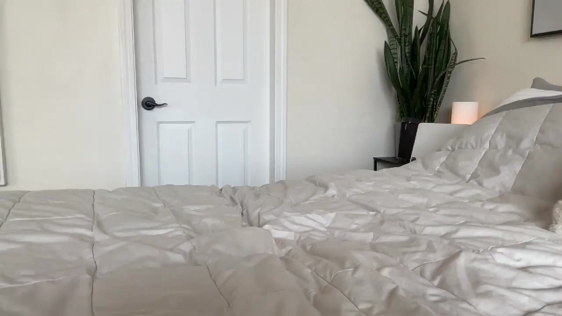 Gallery image thumbnail from DailyTease's myfreecams stream on, 03/17/2025, 22:06 image 6 of 20