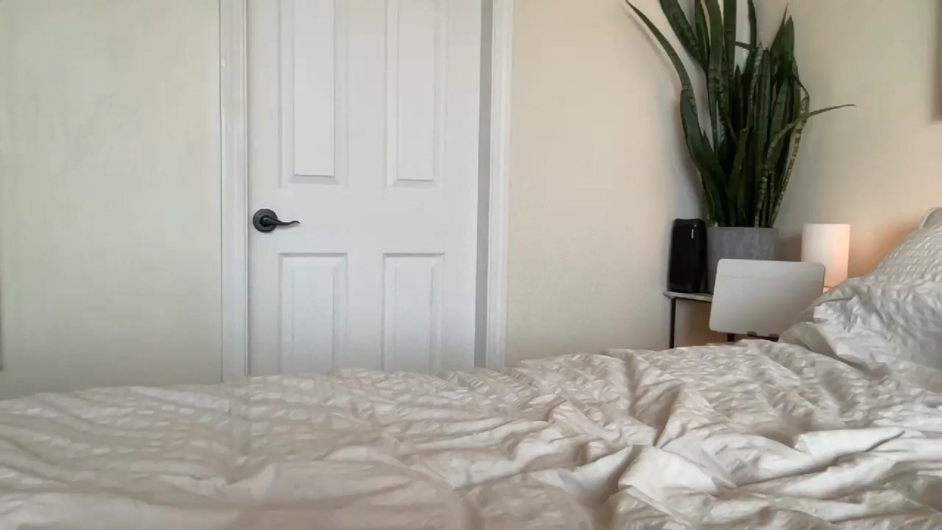 Gallery image thumbnail from DailyTease's myfreecams stream on, 03/26/2025, 22:58 image 13 of 20