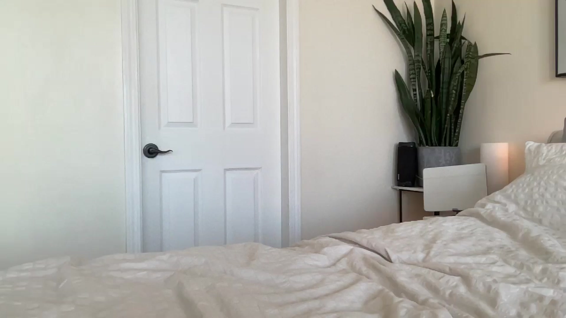 Gallery image thumbnail from DailyTease's myfreecams stream on, 06/03/2025, 24:22 image 10 of 20