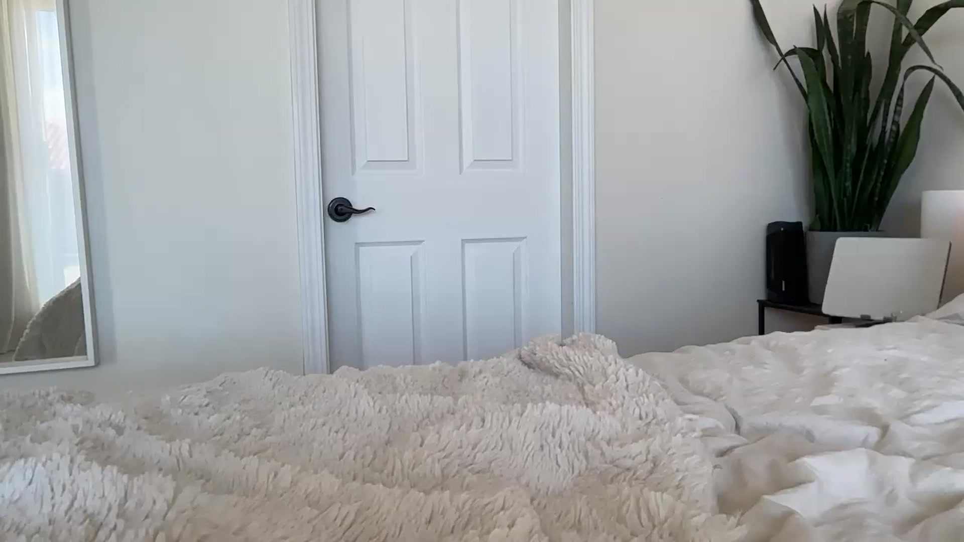 Gallery image thumbnail from DailyTease's myfreecams stream on, 09/21/2025, 22:49 image 13 of 20