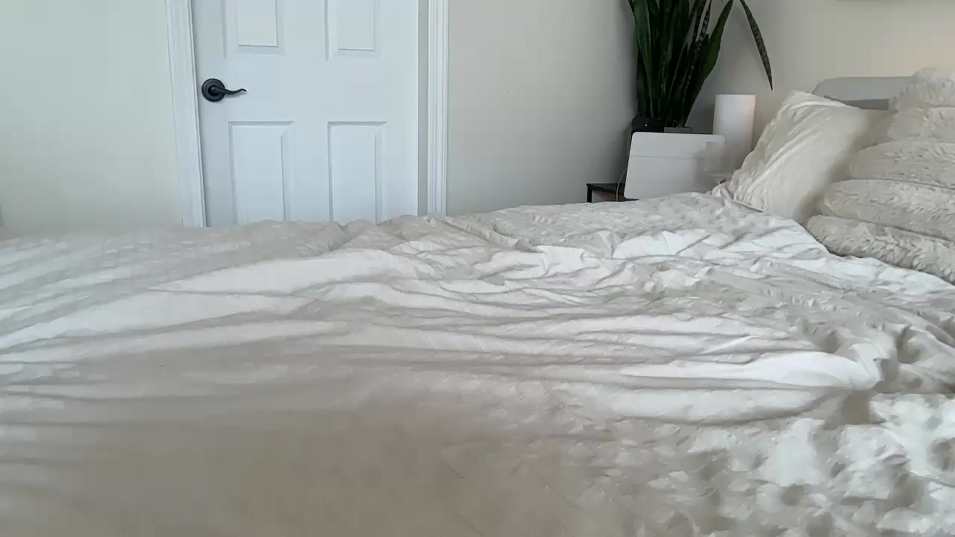 Gallery image thumbnail from DailyTease's myfreecams stream on, 09/25/2025, 23:23 image 18 of 20