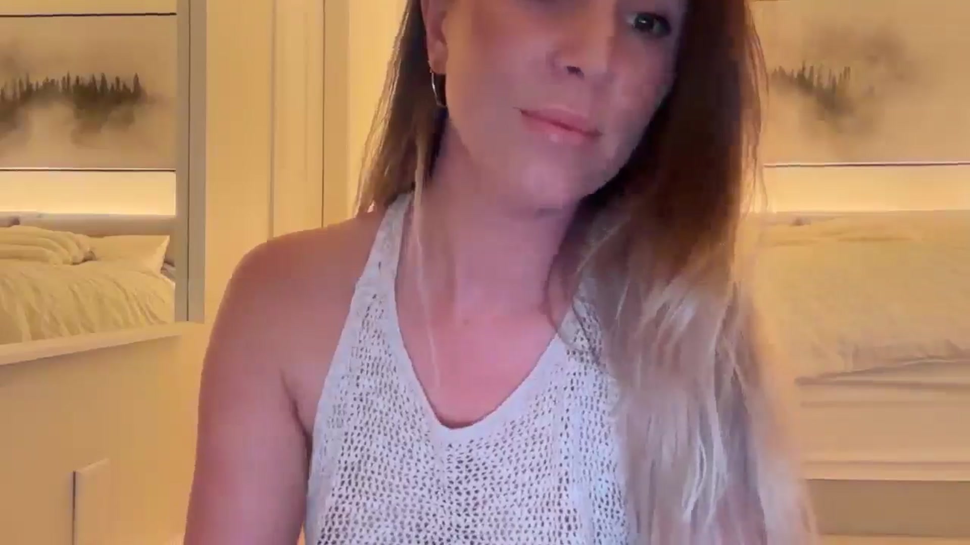 Gallery image thumbnail from DailyTease's myfreecams stream on, 01/14/2026, 02:18 image 19 of 20