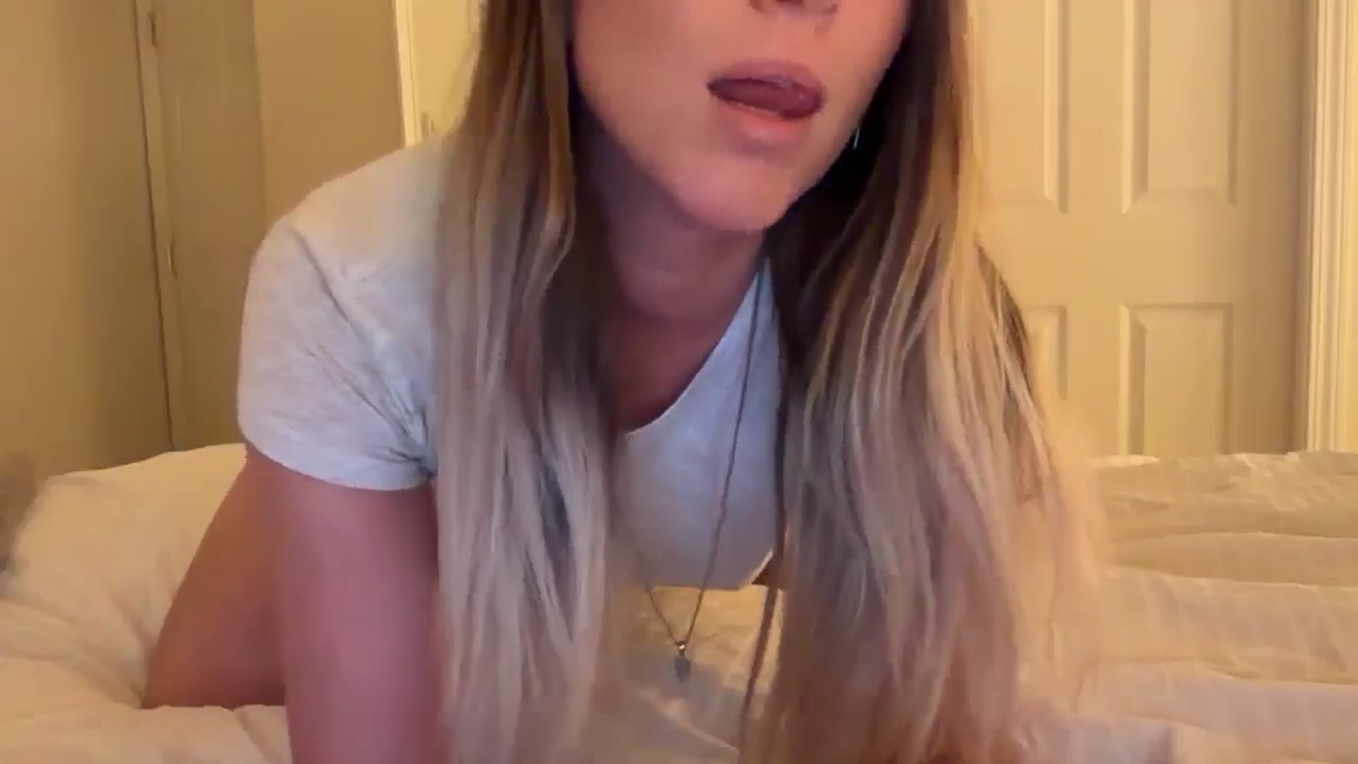 Gallery image thumbnail from DailyTease's myfreecams stream on, 01/22/2026, 03:09 image 16 of 20